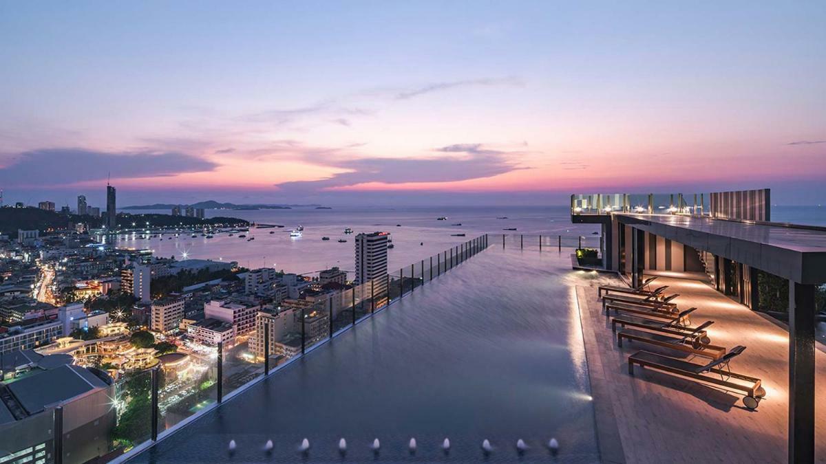 The Base Central Pattaya By Pattaya Holiday エクステリア 写真
