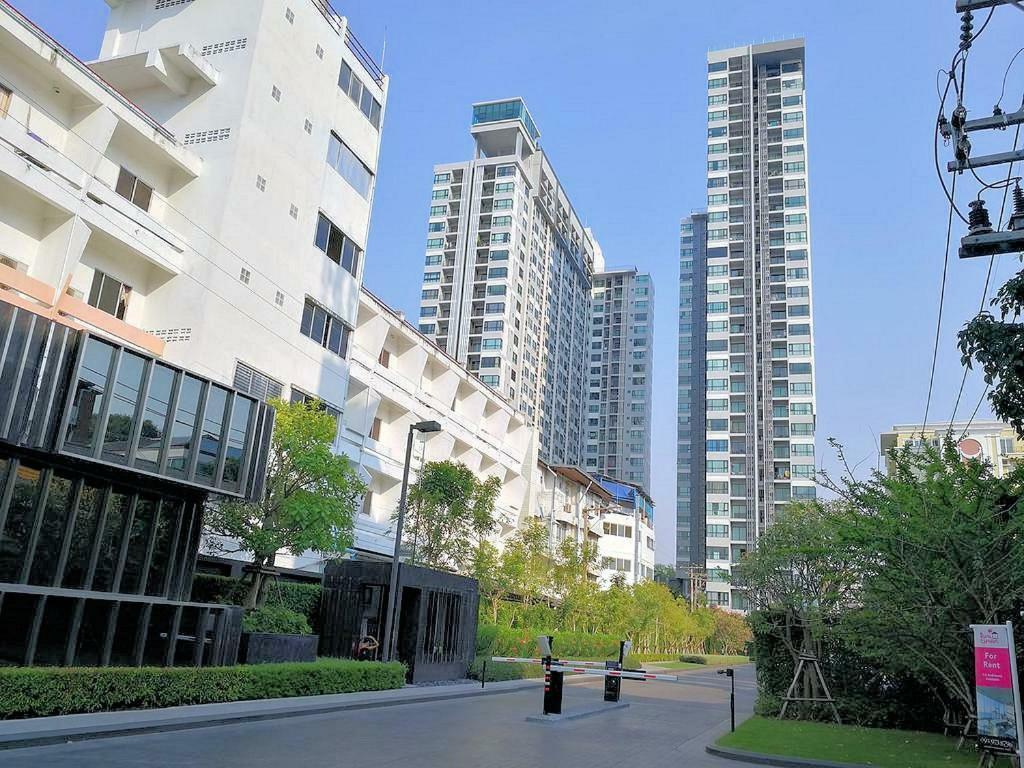 The Base Central Pattaya By Pattaya Holiday エクステリア 写真